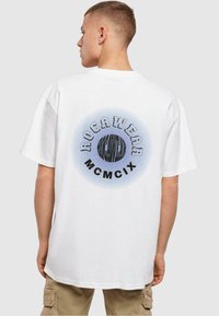 Rocawear TOM - Triko s potiskem - white