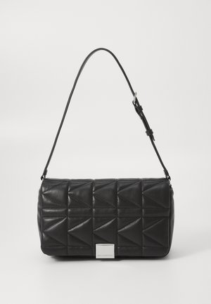 KUILT MEDIUM SHOULDER BAG - Käsilaukku - black