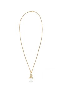 Guld kæde med en hvid perle vedhæng med et snoet design og små klare detaljer. Elegant og minimalistisk design.