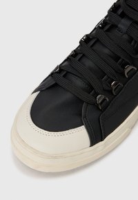 Replay RAILY TIGER - Kõrge servaga tossud - black