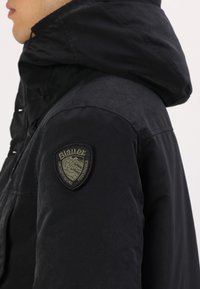 Blauer TRASK - Down coat - black