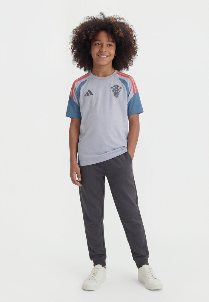 adidas CROATIA 26 TIRO TRAINING KIDS UNISEX - Football jersey - aurora onix/altered blue