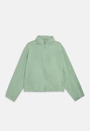 Svijetlozelena jakna na patentni zatvarač s ovratnikom koji stoji, dugim rukavima, dva bočna džepa i malim Nike logom na lijevom rukavu.