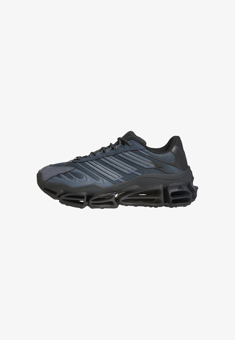 adidas Originals MEGARIDE AG core black onix core black/black