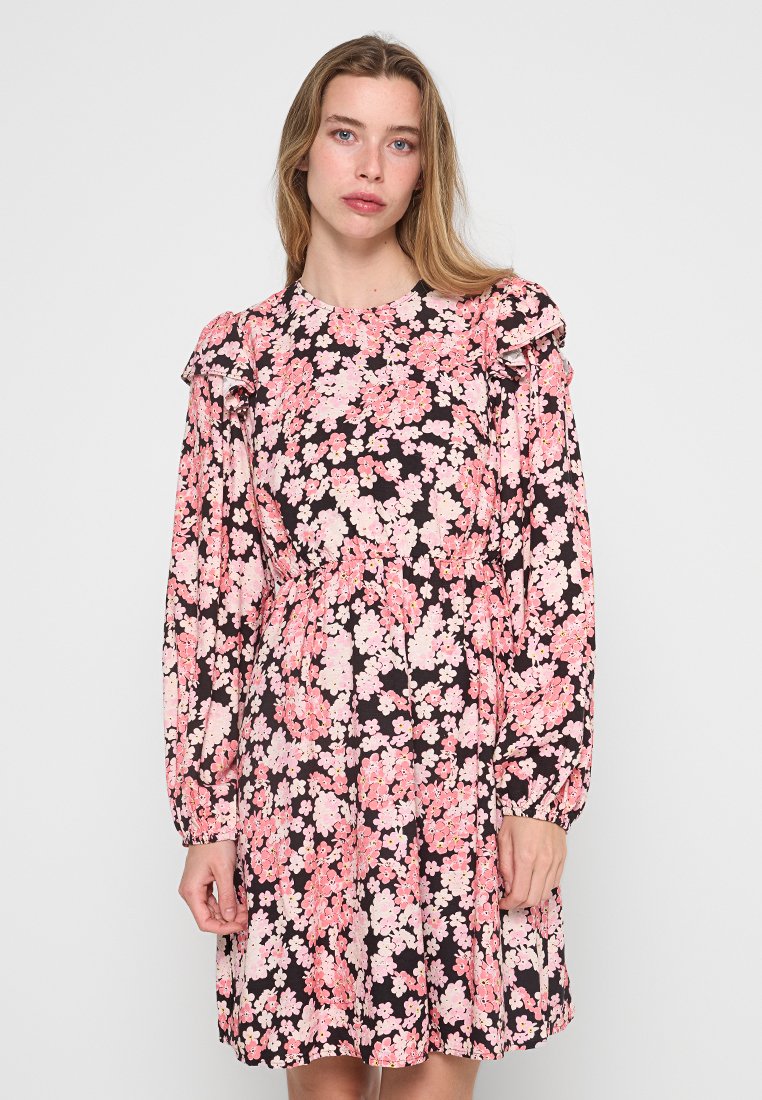 YAS Jurk lichtrood YAS Jurk lichtrood