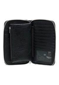 Čierna kožená peňaženka so zipsom okolo. Interiér obsahuje niekoľko priehradiek na karty, priehľadný vrecko na ID a zipsové vrecko na mince.