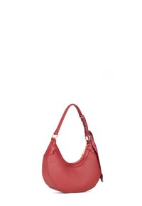 Borsa a mano in pelle rossa con forma curva, manico intrecciato, accessori in oro e chiusura con zip. Texture liscia con design minimalista.