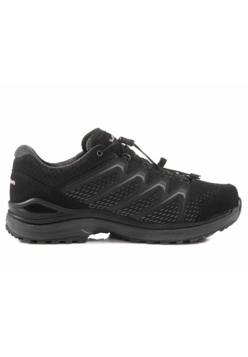 Schwarze Netz-Laufschuhe mit einer strukturierten oberen Partie, verstärktem Zehenbereich und Schnürverschluss. Verfügt über eine robuste Sohle für Traktion und Stabilität.