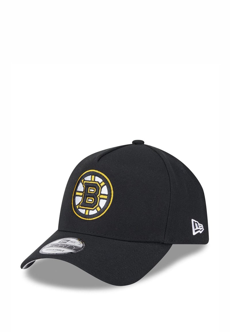 Schwarze Baseballmütze mit einem gestickten Boston Bruins-Logo in Gelb und Weiß. Verstellbare Größe, mit gebogenem Schirm und strukturiertem Stoff.