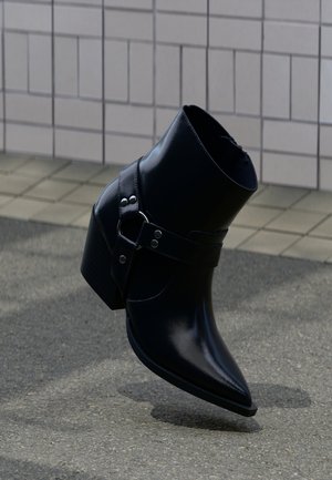 BIAJODY LOW HARNESS BOOT - Cowboystøvletter - black