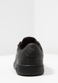 Puma Sneakers - black