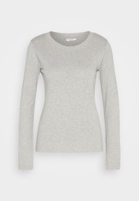 Lichtgrijs langslieve t-shirt van zachte katoen. Heeft een ronde halslijn en een aansluitende snit, met licht geribbelde manchet- en zoomafwerking.