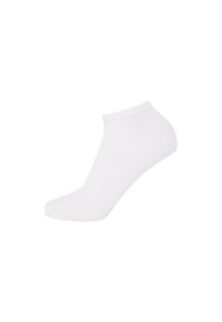 White ankle socks with a smooth texture, fitted design, and a ribbed cuff, featuring a classic style suitable for casual wear.