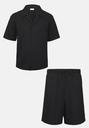Pier One, SET - Shorts - black