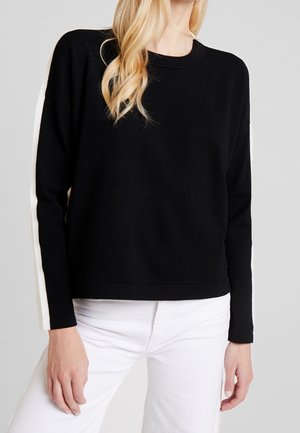 Sweter