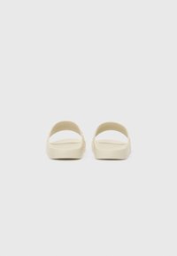 AllSaints BIGGY SLIDER - Sandály do bazénu - off white