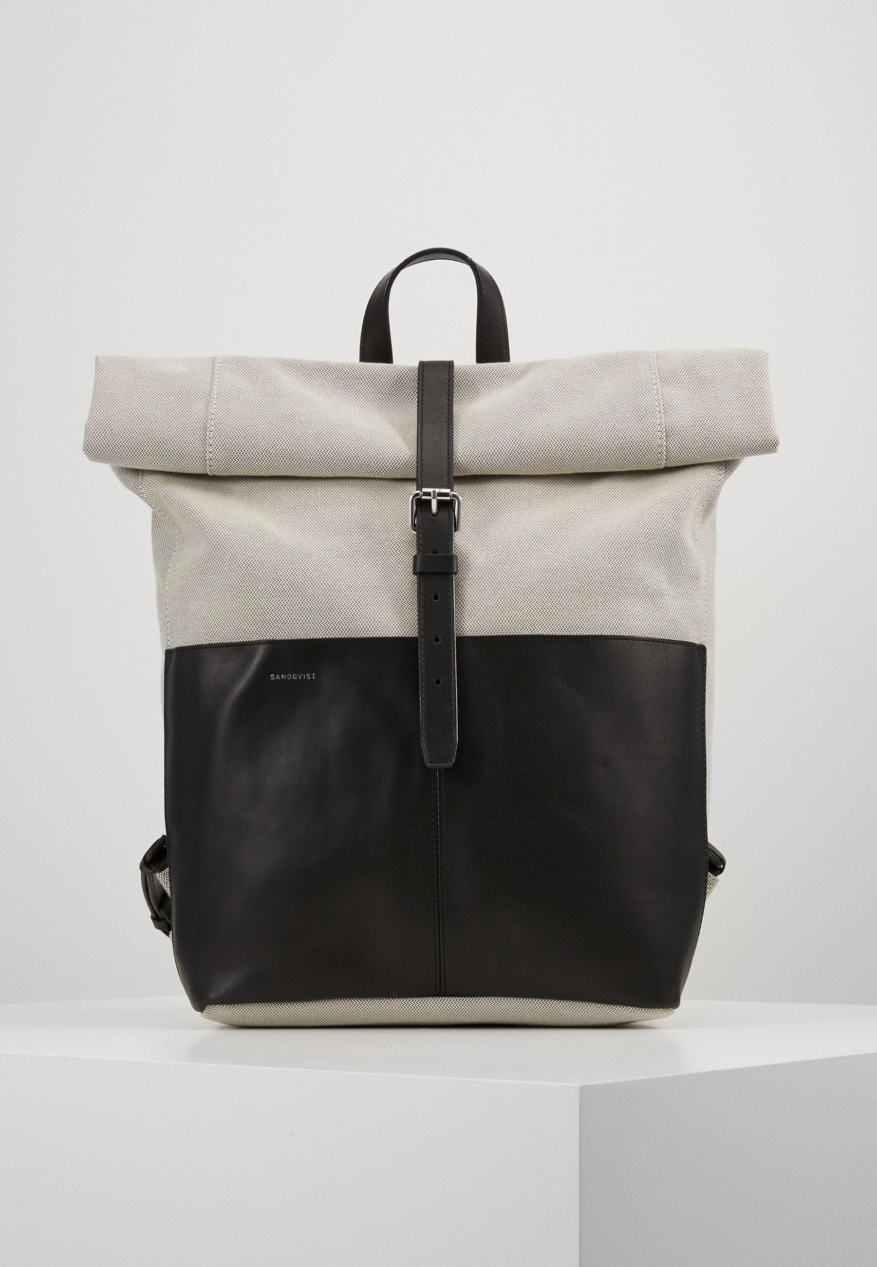 Sandqvist ANTONIA Ryggsäck greyblack Zalando.se Sandqvist HEGE Ryggsäck blacksvart Zalando.se