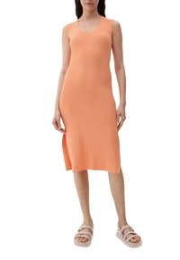 s.Oliver MIT STRUKTUR - Strickkleid - mango