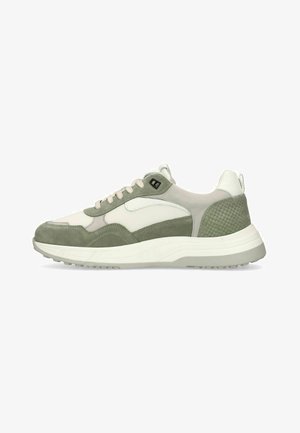Low-Top-Sneaker mit hellgrauen, weißen und olivgrünen Velours- und Mesh-Einsätzen, beigen Schnürsenkeln und einer dicken weißen Sohle.