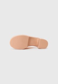 Melissa HYPE - Mules de salto - pink