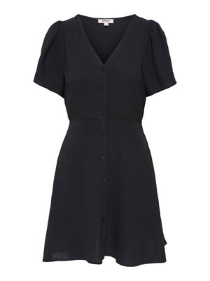 Robe noire à manches courtes avec col en V, boutons sur le devant au centre, épaules légèrement bouffantes, et jupe évasée.