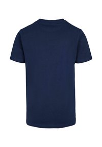 Korte ærmer navy blå t-shirt lavet af bomuld. Har en klassisk rund halsudskæring og en enkel ryg uden grafik eller udsmykninger.