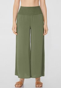 Tezenis GESMOKTE CROPPED - Kalhoty - grün w verde safari