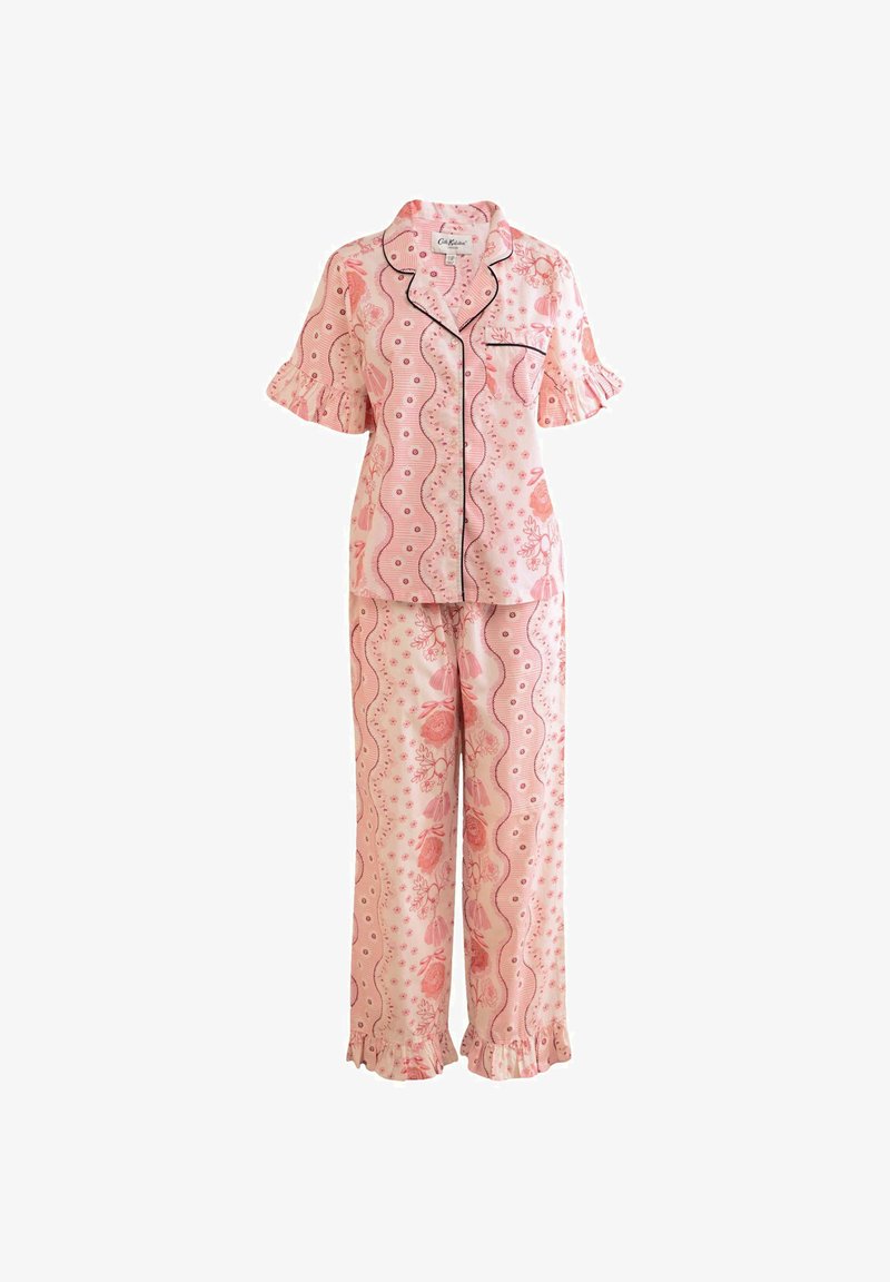 Ružový krátky pyžamový set s kvetinovým vzorom, čiernym lemovaním, volánikovými manžetami na rukávoch a nohaviciach a košeľou na gombíky vpredu.