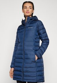Columbia LAKE 22™ LONG HOODED JACKET - Manteau en duvet - collegiate navy