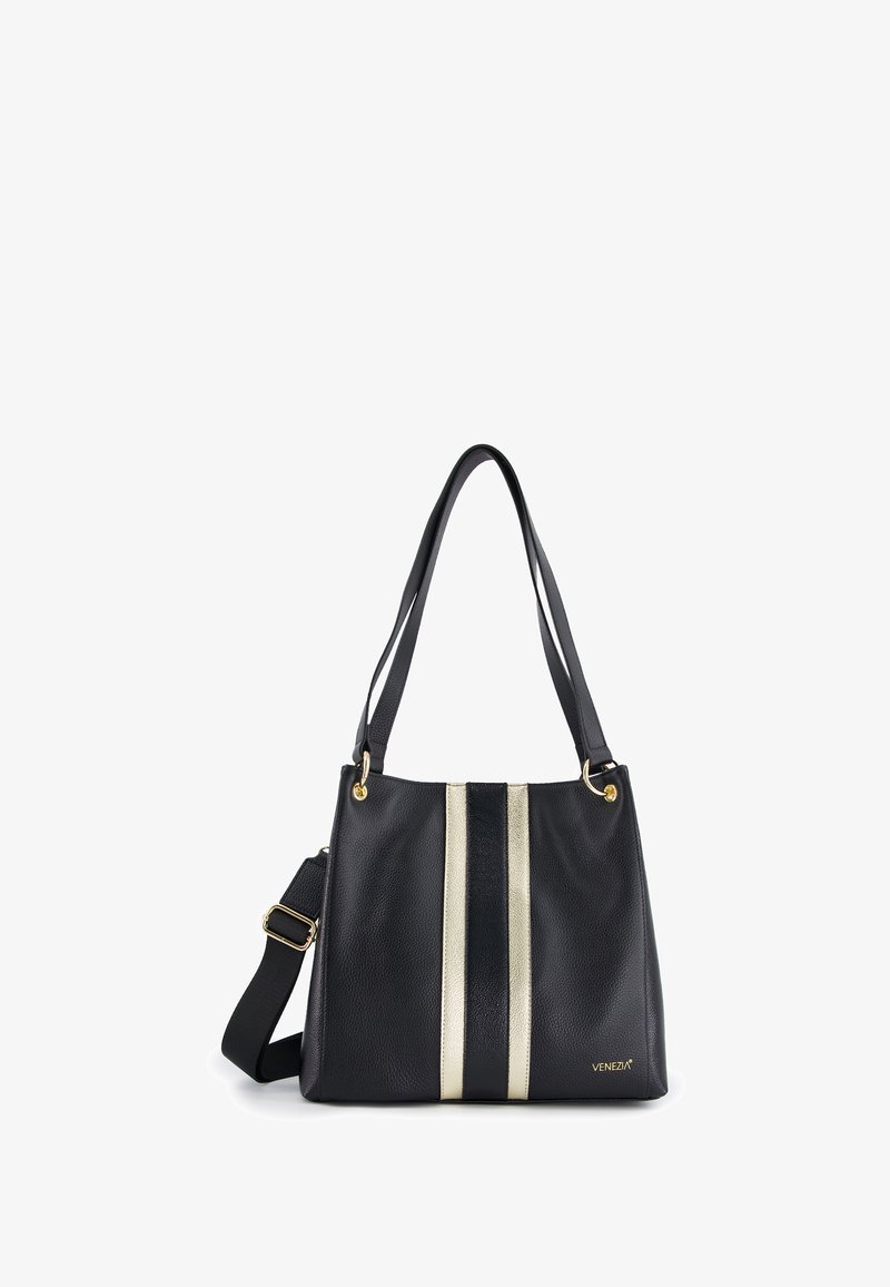 Schwarze Lederhandtasche mit zwei vertikalen goldenen Streifen, goldenen Hardware-Akzenten und einem verstellbaren Schultergurt. Strukturiert Oberfläche.