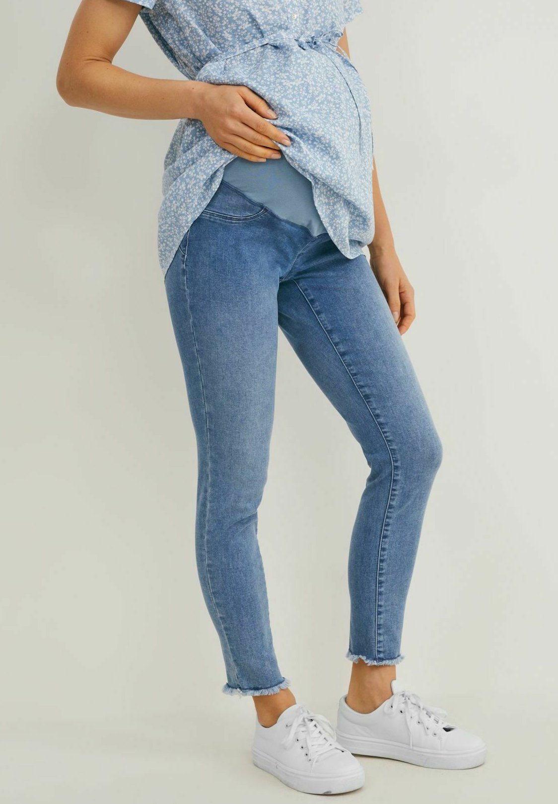 C\u0026A MATERNITY - Slim fit jeans - denim blue/blue - Zalando.de