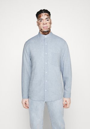 Shirt - lt blue