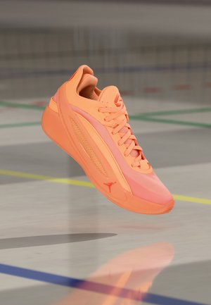 Jordan, JORDAN LUKA 5 UNISEX - Zapatillas de baloncesto - orange pulse/hyper crimson
