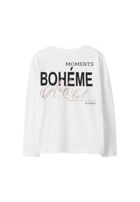 Witte lange mouwen T-shirt met zwarte en roze tekst, waaronder "BOHÉME" en "Art club," met een relaxed fit en zachte stof.