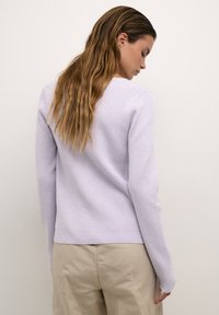 Thumbnail Image 3