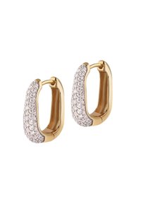 Boucles d'oreilles créoles en ton or, présentant une forme lisse et arrondie, avec un côté orné de cristaux clairs et scintillants. Fini intérieur poli.