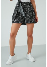 LELA ELASTIC WAIST - Mini krilo - black-white