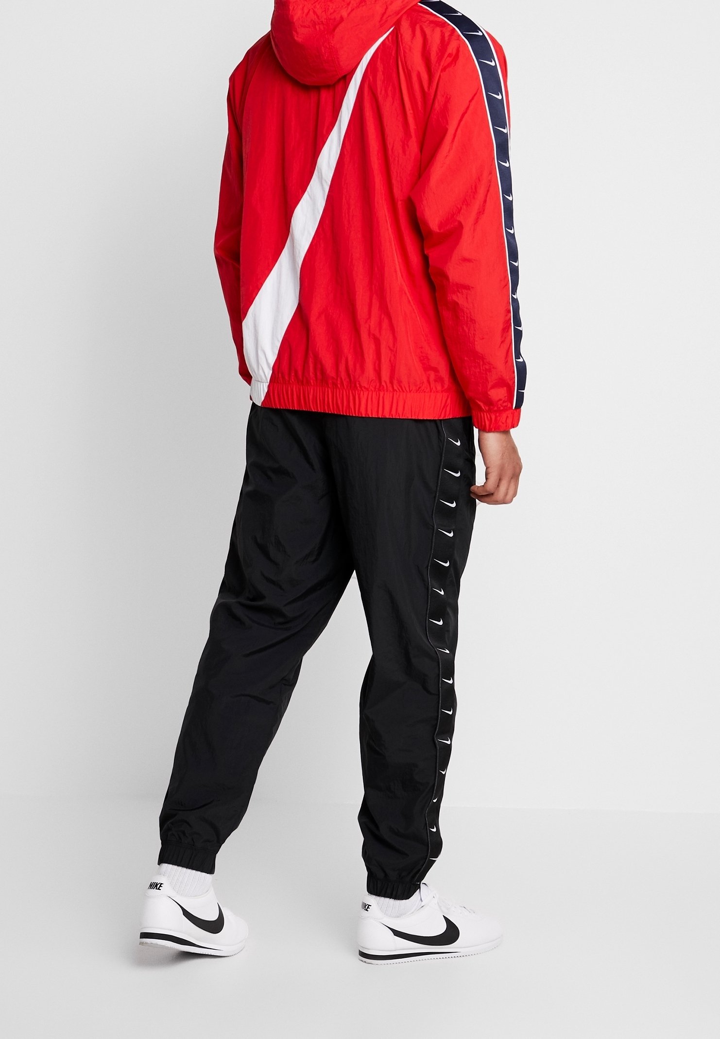 nike red windbreaker pants