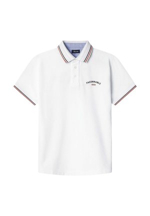 Polo blanc en coton, doté d'un col classique avec des rayures rouges et marine, et "FACONNABLE 1950" brodé sur le devant.