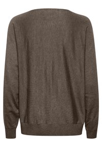 Maglione marrone a maglia con vestibilità ampia, maniche lunghe e orlo a coste. La texture è liscia con un motivo sottile e discreto. Vista posteriore solamente.