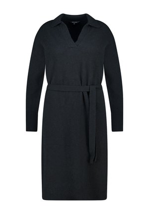Robe noire à manches longues avec un col en V et un col. Confectionnée dans un matériau doux, elle présente une taille ceinturée et des poignets côtelés.