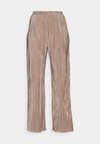 PCNORA WIDE PANT  - Pantalon classique - fossil