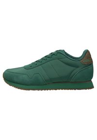 Unselected, emerald