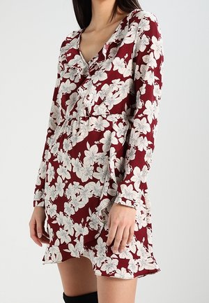VILA, Vestido informal - dark red