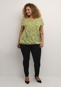 Kaffe Curve AMI STANLEY - Camicetta - calla white graphic flower