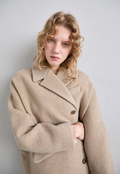 MM6 Maison Margiela COAT - Cappotto classico - beige
