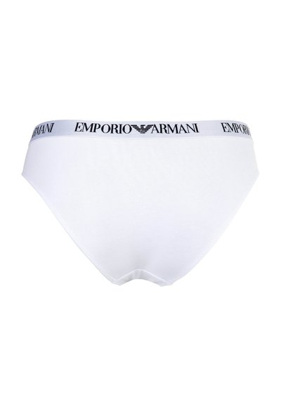 Culotte blanche en coton avec une ceinture grise portant le logo "Emporio Armani" imprimé. Texture lisse et design classique de sous-vêtement.