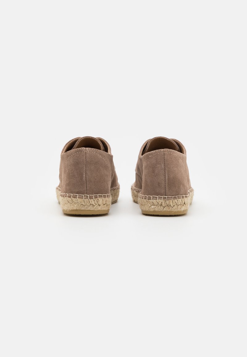 Herren Slipper | Espadrij l´originale PAYSON UNISEX Sportlicher Schnürer camel - AX23450 Herren Slipper | Espadrij l´originale PAYSON UNISEX Sportlicher Schnürer camel - AX23450