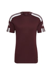 Bordowa, krótko rękawowa koszulka sportowa z białymi paskami na ramionach, okrągłym dekoltem i haftowanym logo na rękawie. Gładka faktura.