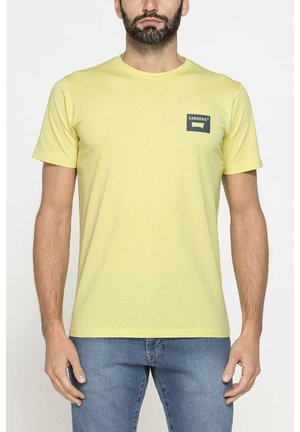 Carrera Jeans LOGO CREW NECK TEE - T-shirt con stampa - giallo